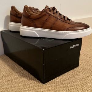 Magnanni 22444 Reina Men's Shoes Taupe Calf-Skin Leather Sneakers